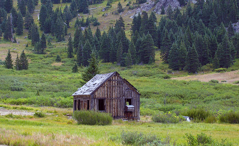 old Shoe Basin Mine cabin, as seen from the Horseshoe basin Trailhead