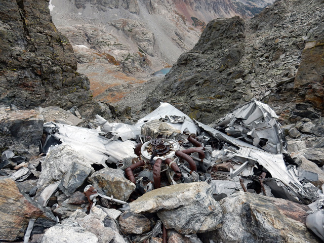 Shot looking down Airplane Gully at the wreckage with the unnamed lake down below the gully