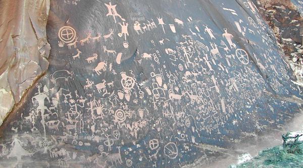 Newspaper Rock, Indian Creek, one hour south of Moab Utah