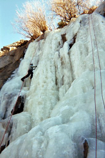 Upper Boulder Falls Ice in December 2002, with better ice conditions